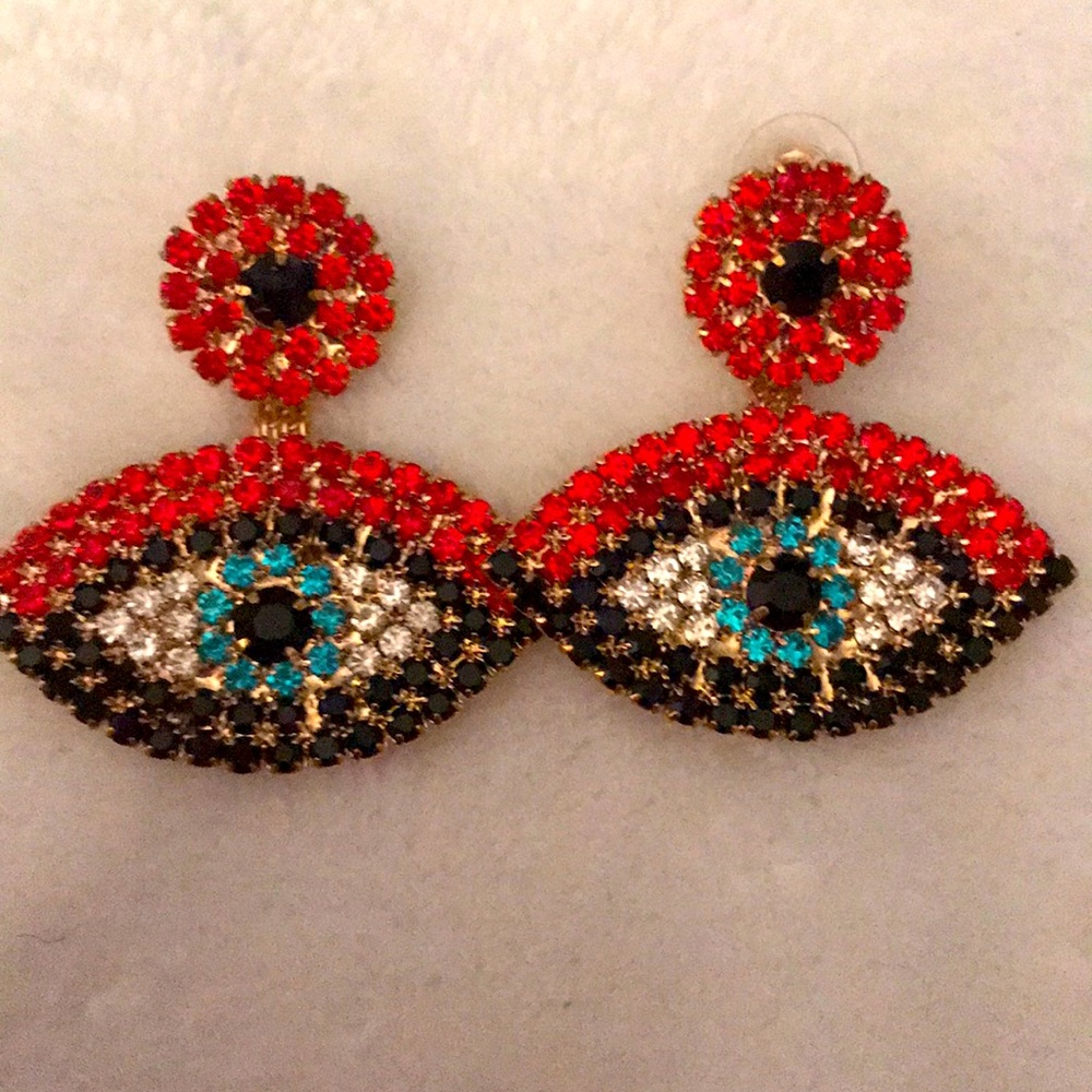 Eyes earring in cristals
